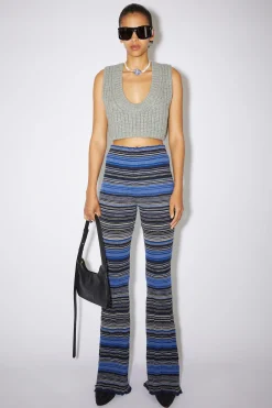 Ausgestellte Hose Aus Rippstrick