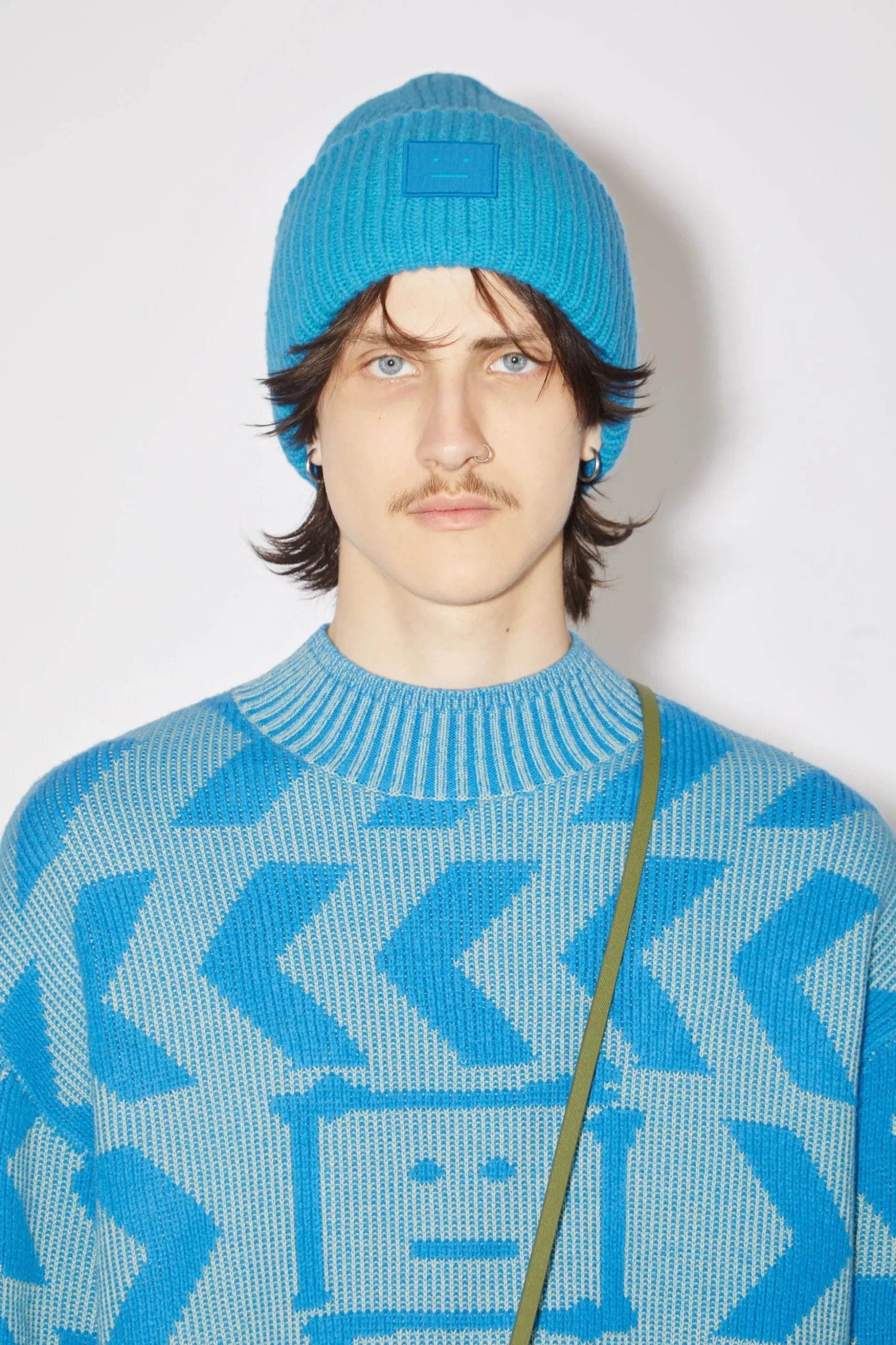 Beanie Mit Grosem Face-Logo