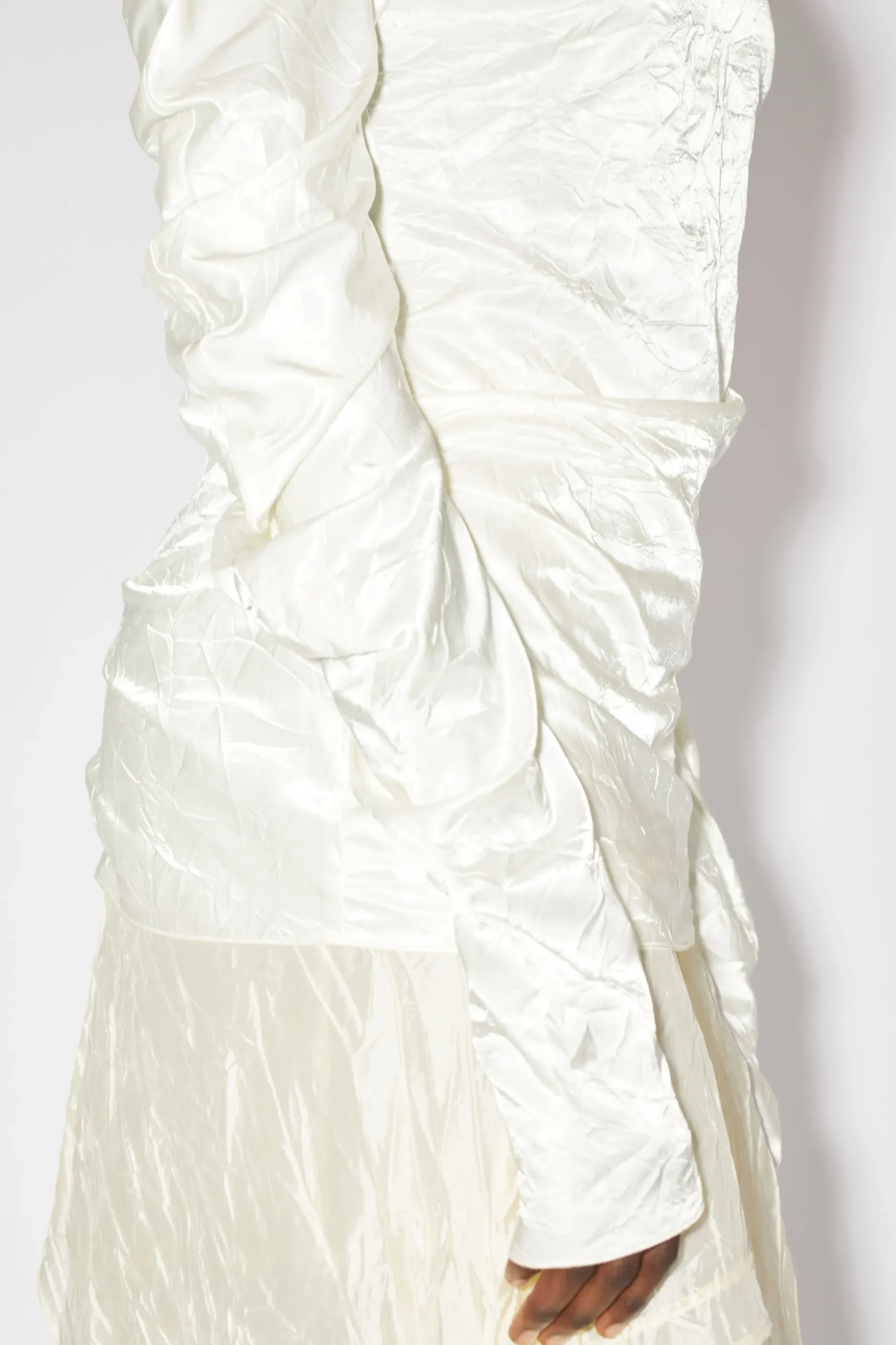 Bluse Aus Satin Mit Rollkragen