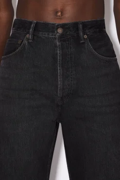 Boot-Cut-Jeans In Lockerer Passform