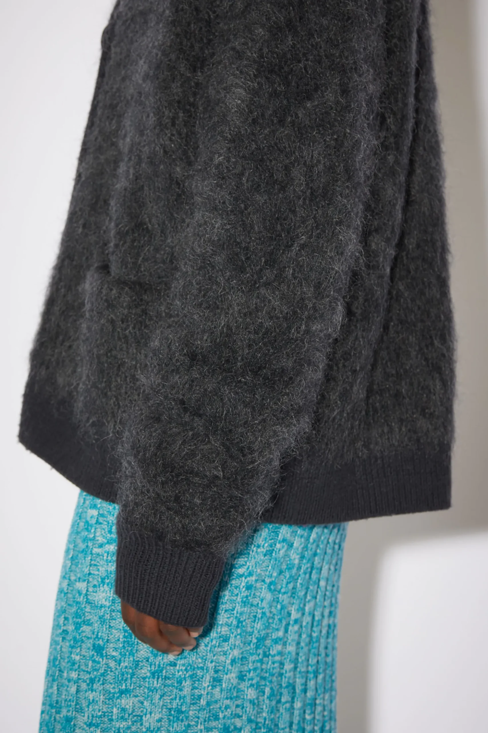 Cardigan Aus Flauschigem Mohair-Woll-Mix