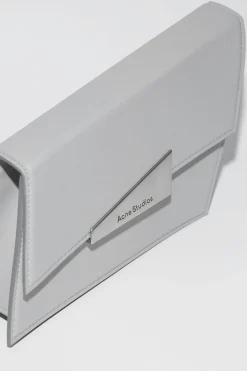 Deformierte Micro-Tasche