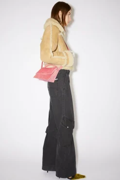 Deformierte Mini-Tasche
