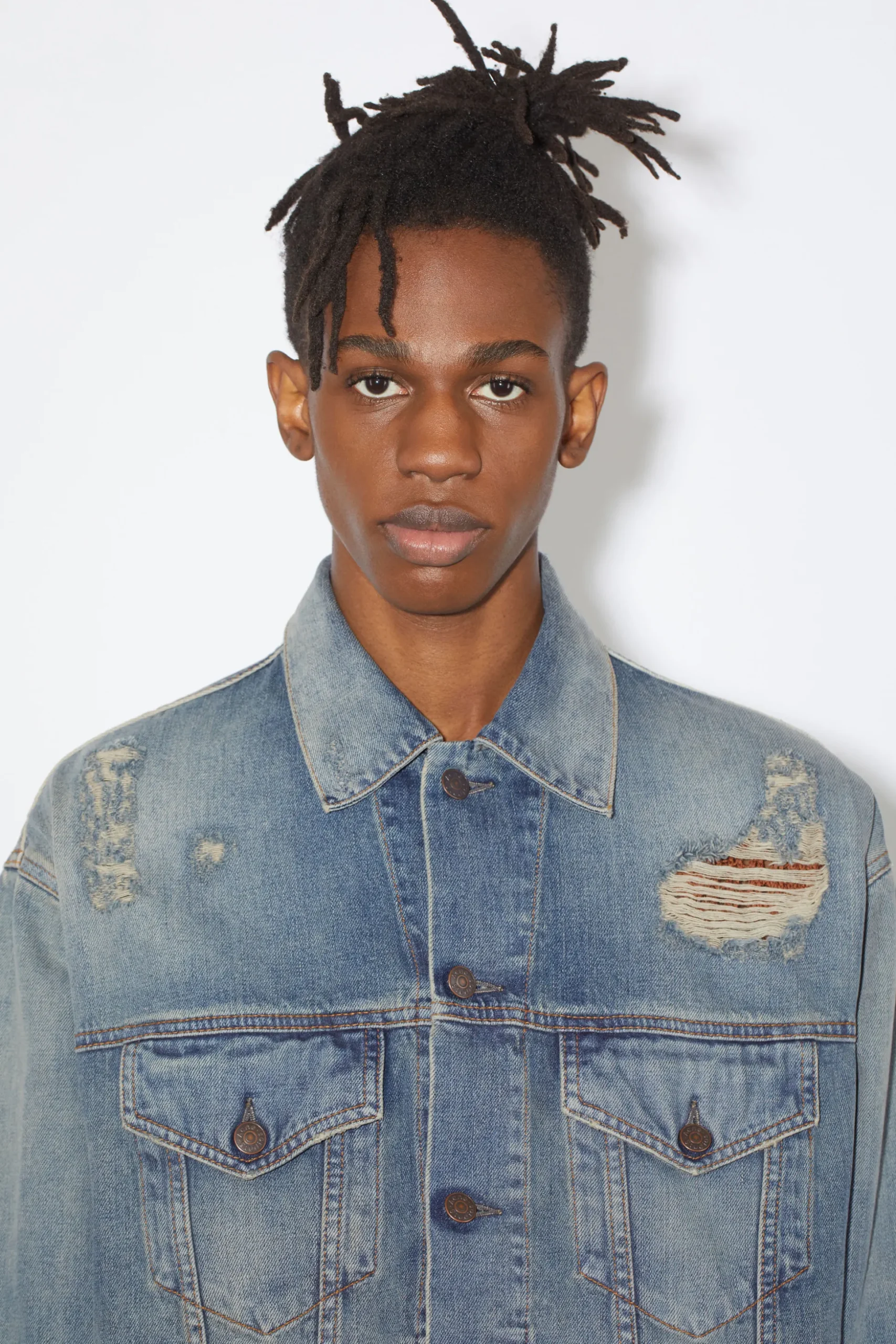 Destroyed-Denimjacke In Lockerer Passform – Detroit