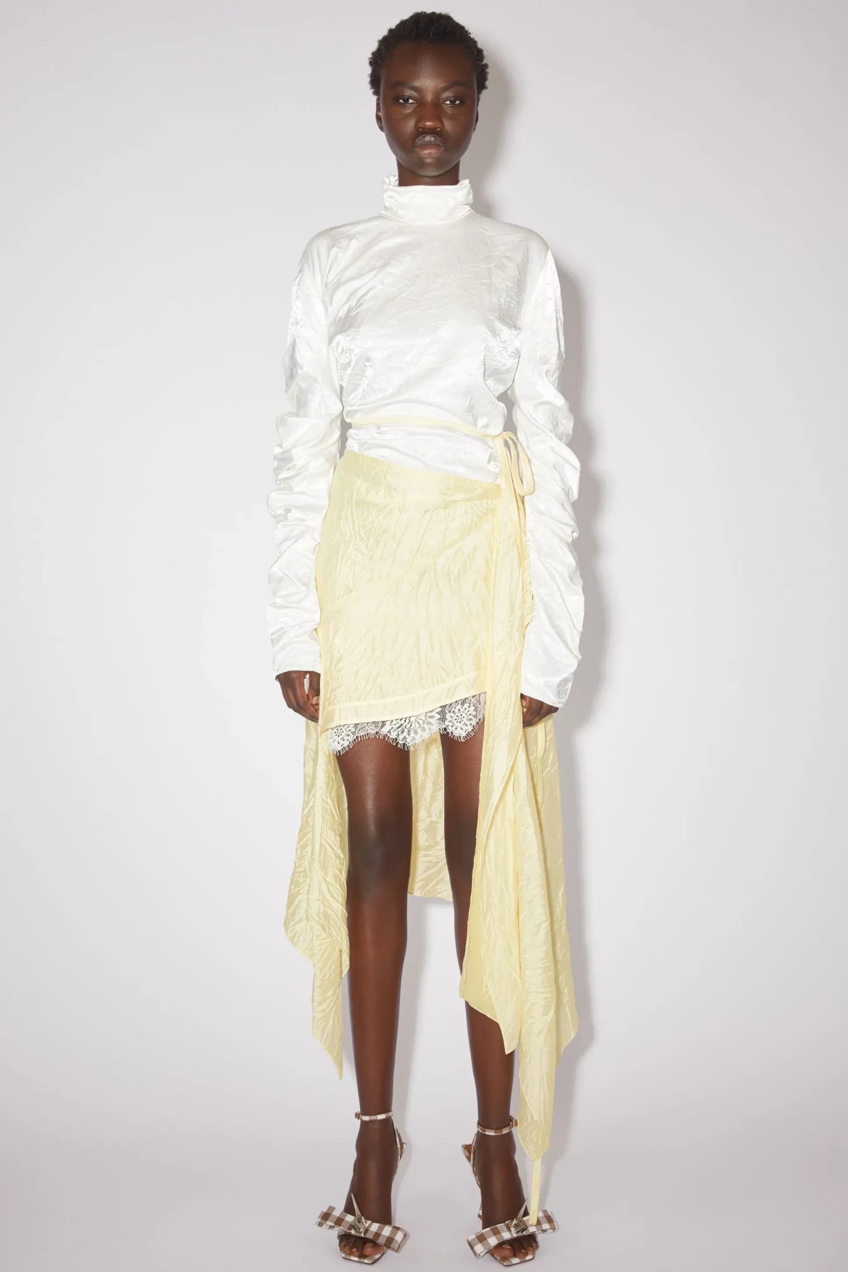 Drapierter Asymmetrischer Rock