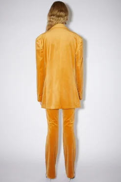 Einreihige Jacke