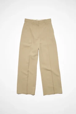 Figurnahe Hose