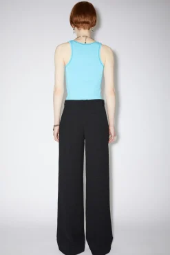 Figurnahe Hose