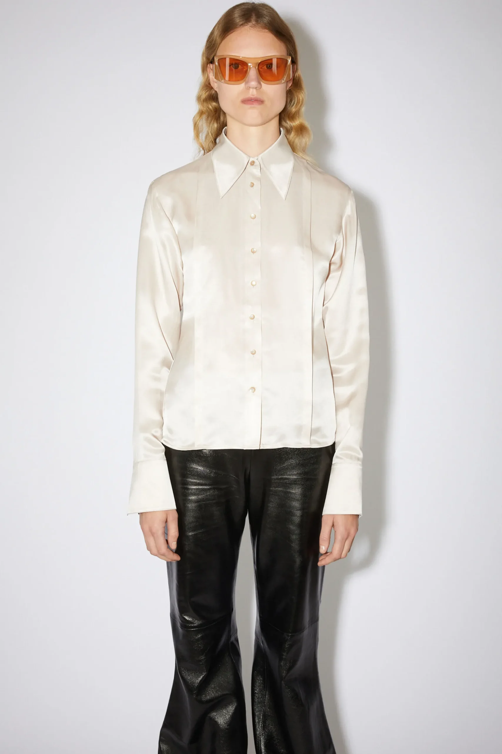 Geknopftes Satin-Hemd