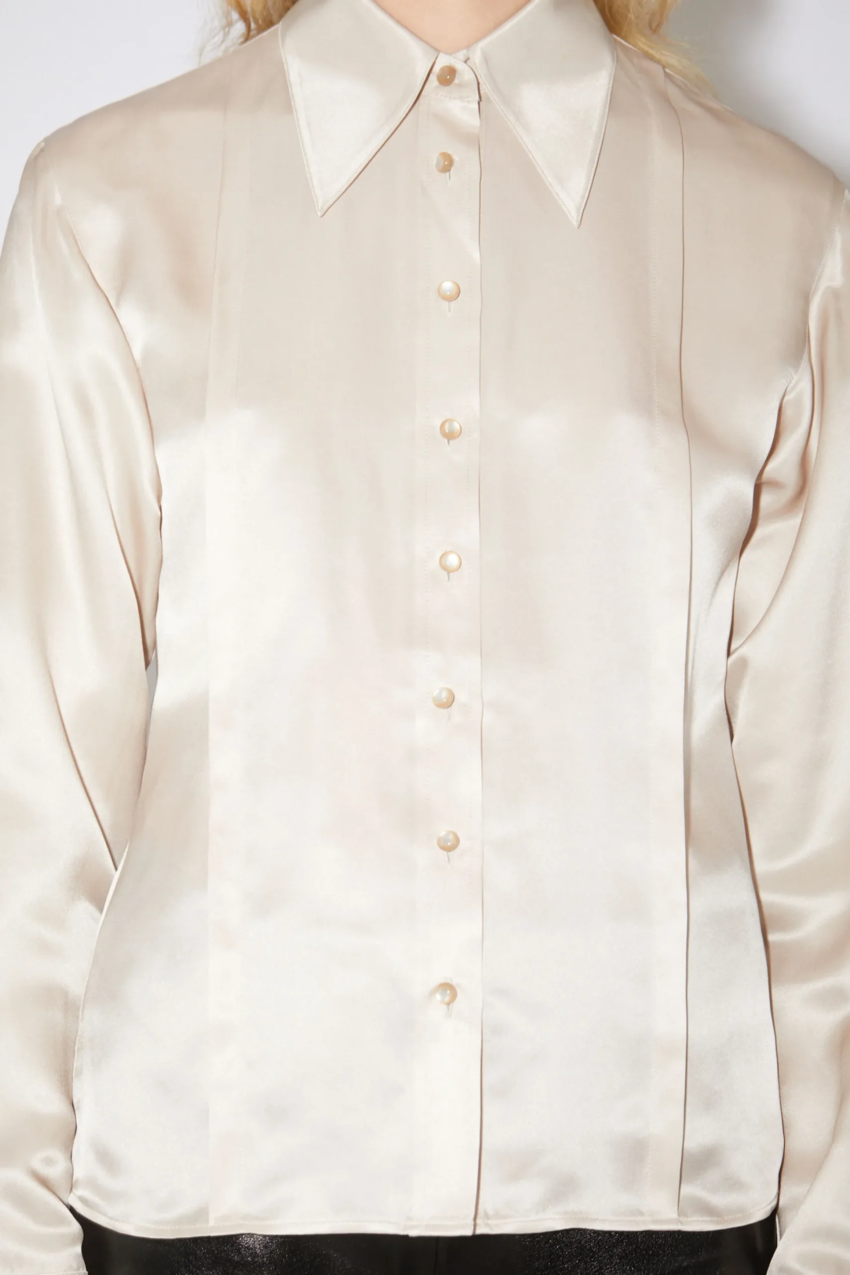 Geknopftes Satin-Hemd