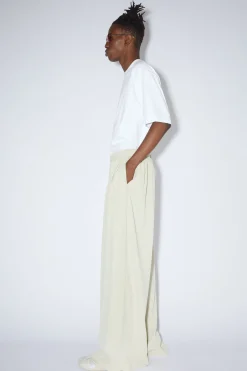 Geraffte Hose