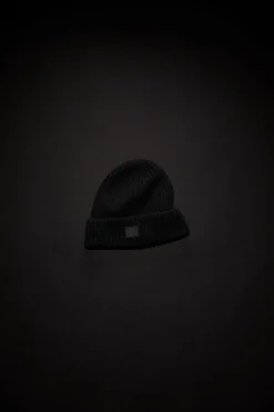 Gestrickte Beanie-Mutze Aus Wolle
