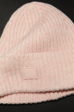 Gestrickte Beanie-Mutze Aus Wolle