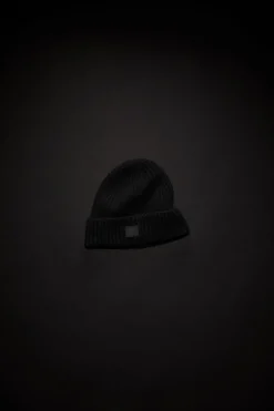 Gestrickte Beanie-Mutze Aus Wolle