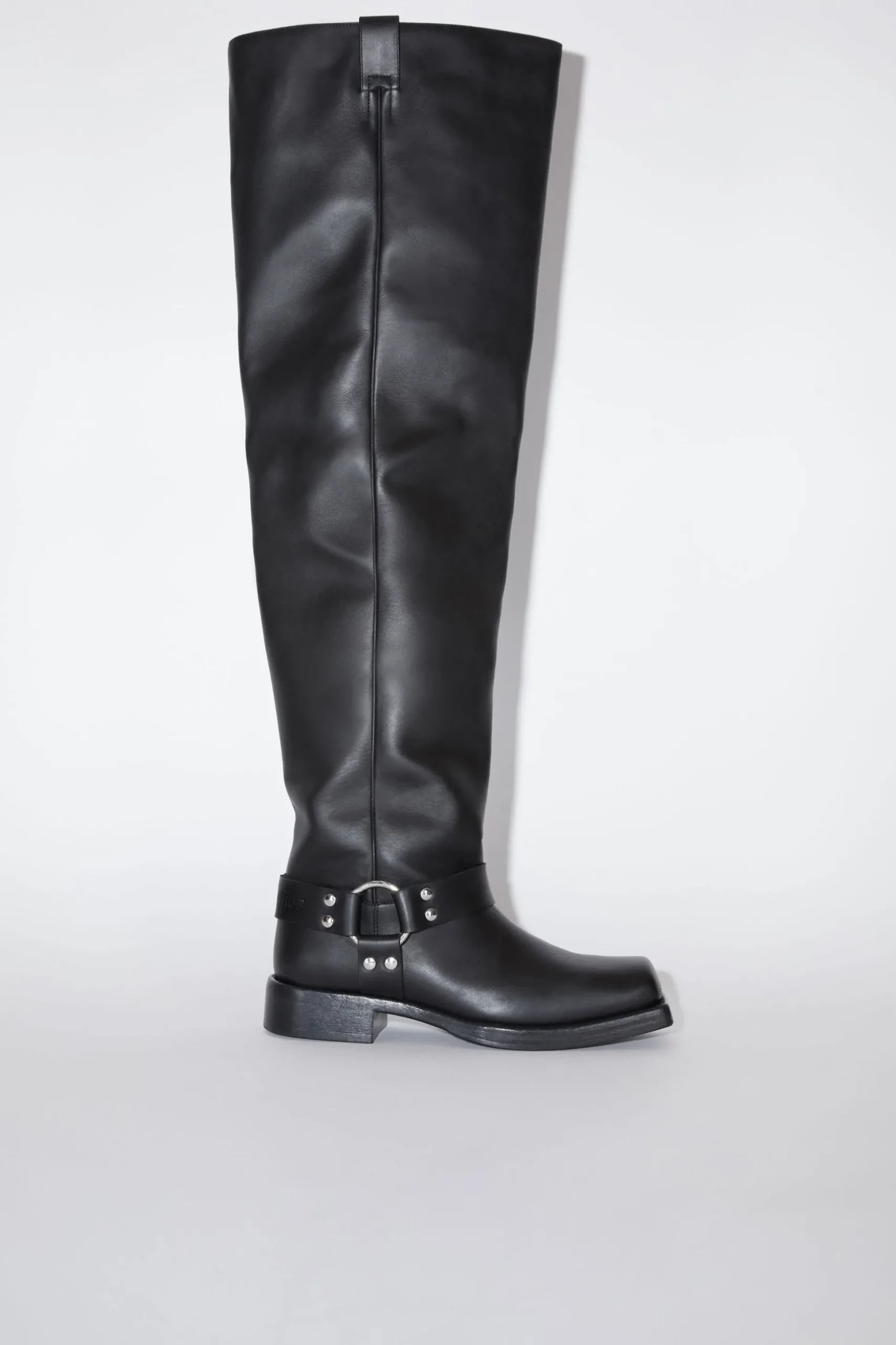 Hohe Lederstiefel