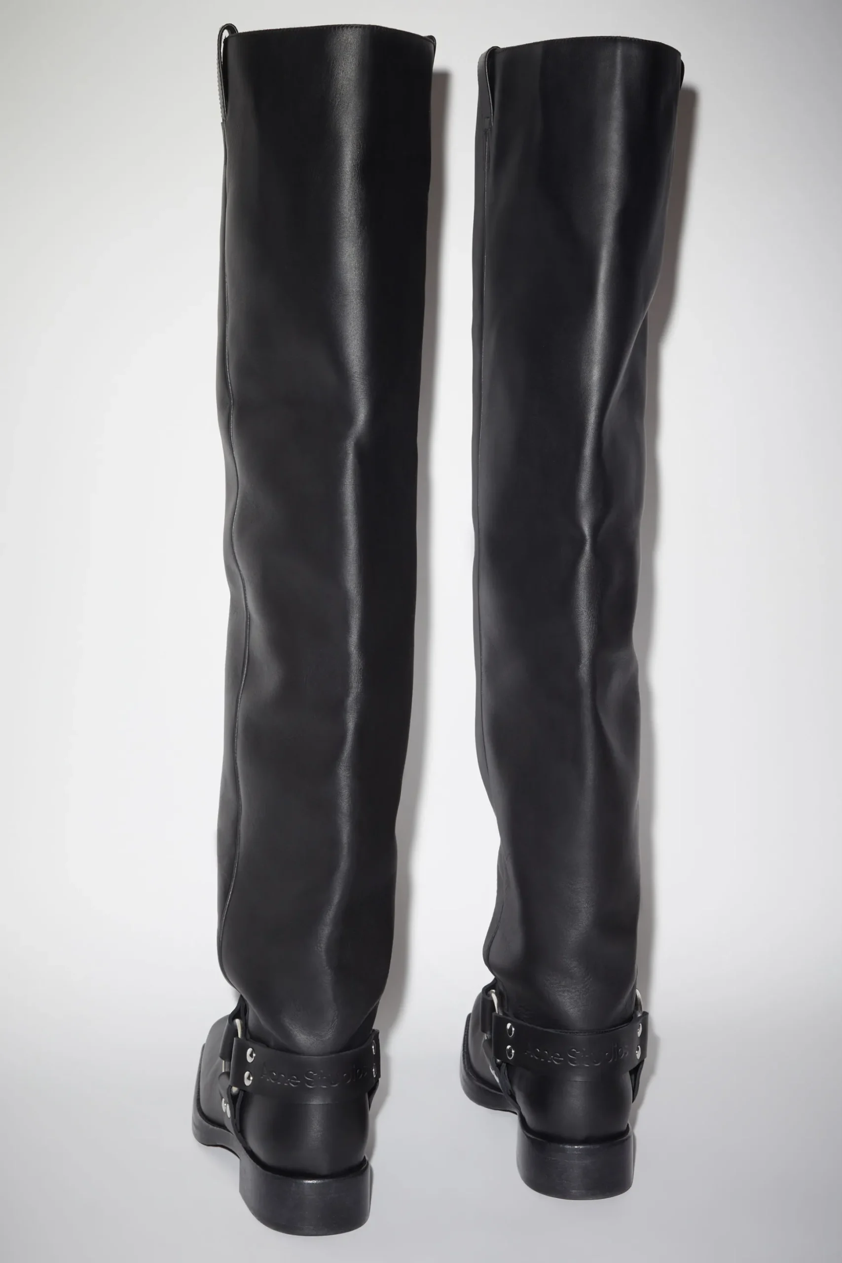 Hohe Lederstiefel