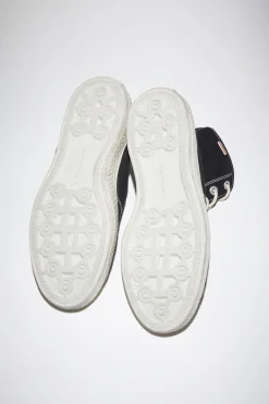 Hohe Sneakers