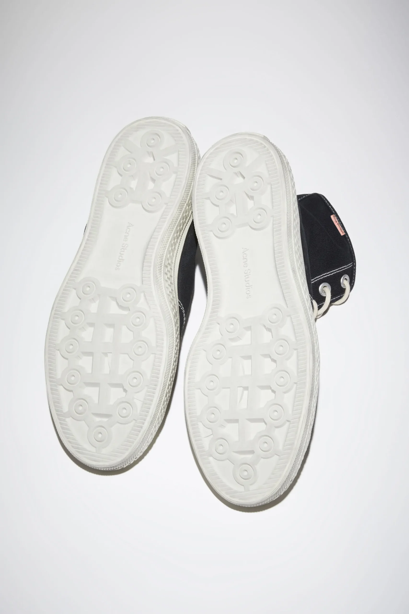Hohe Sneakers