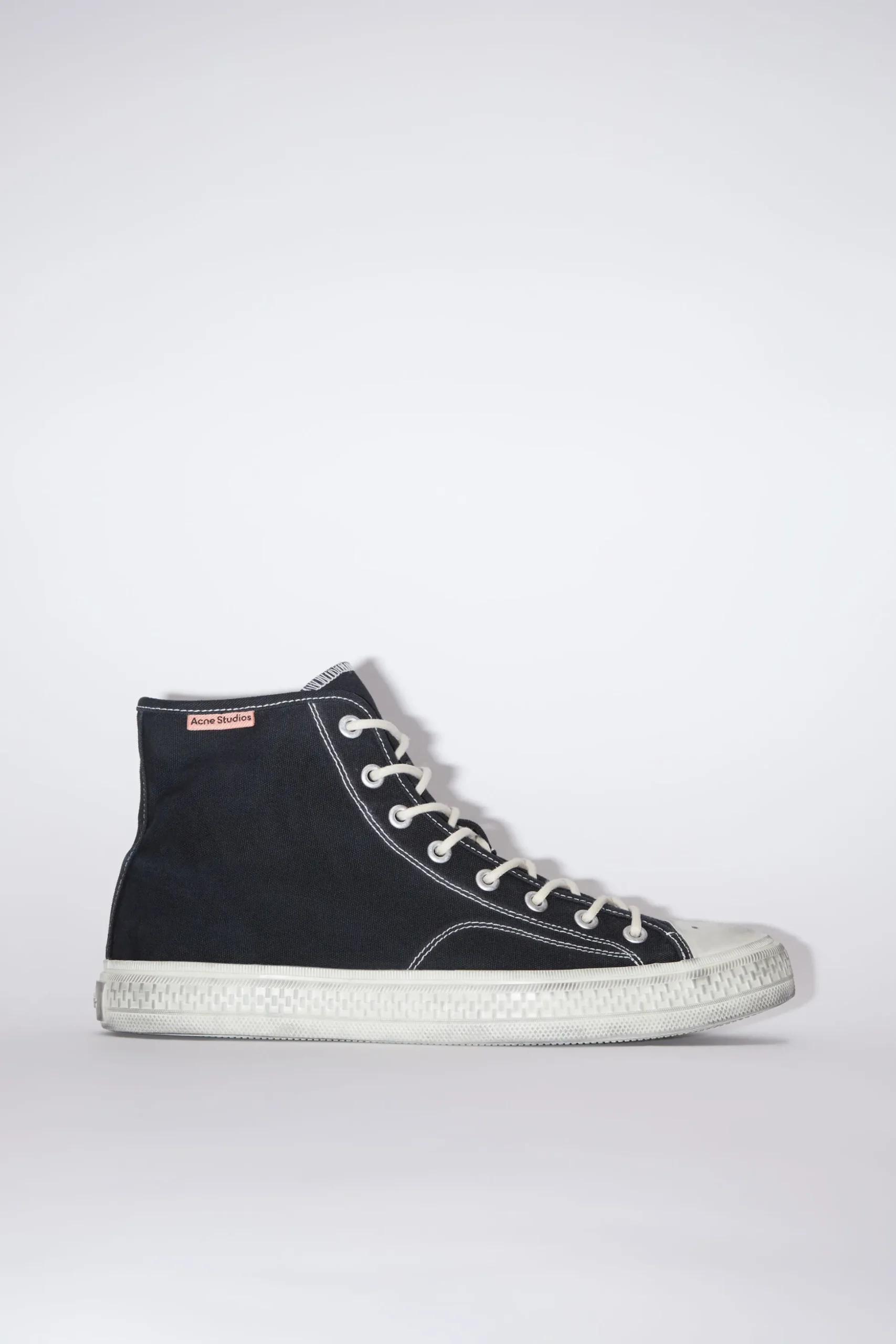 Hohe Sneakers