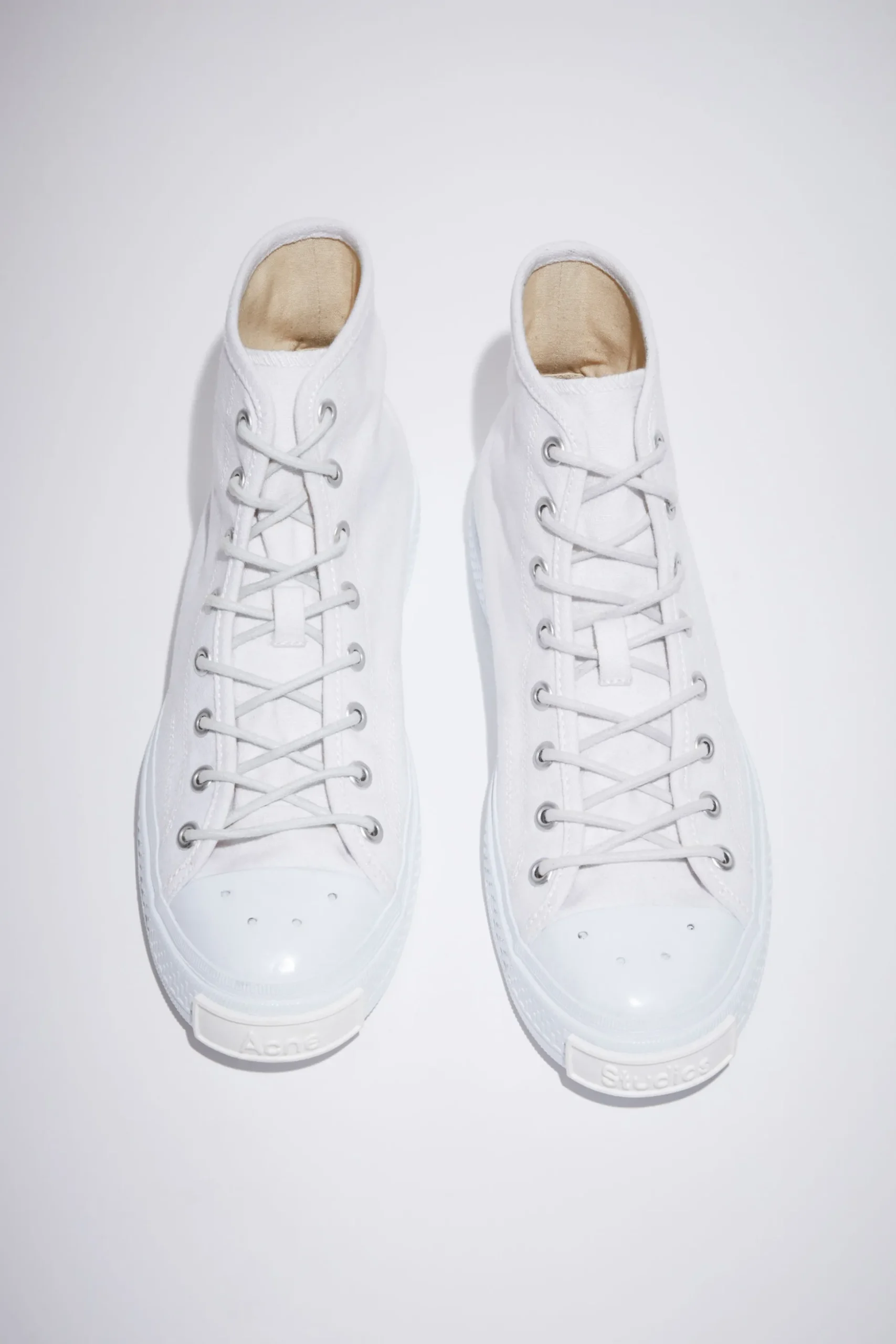 Hohe Sneakers