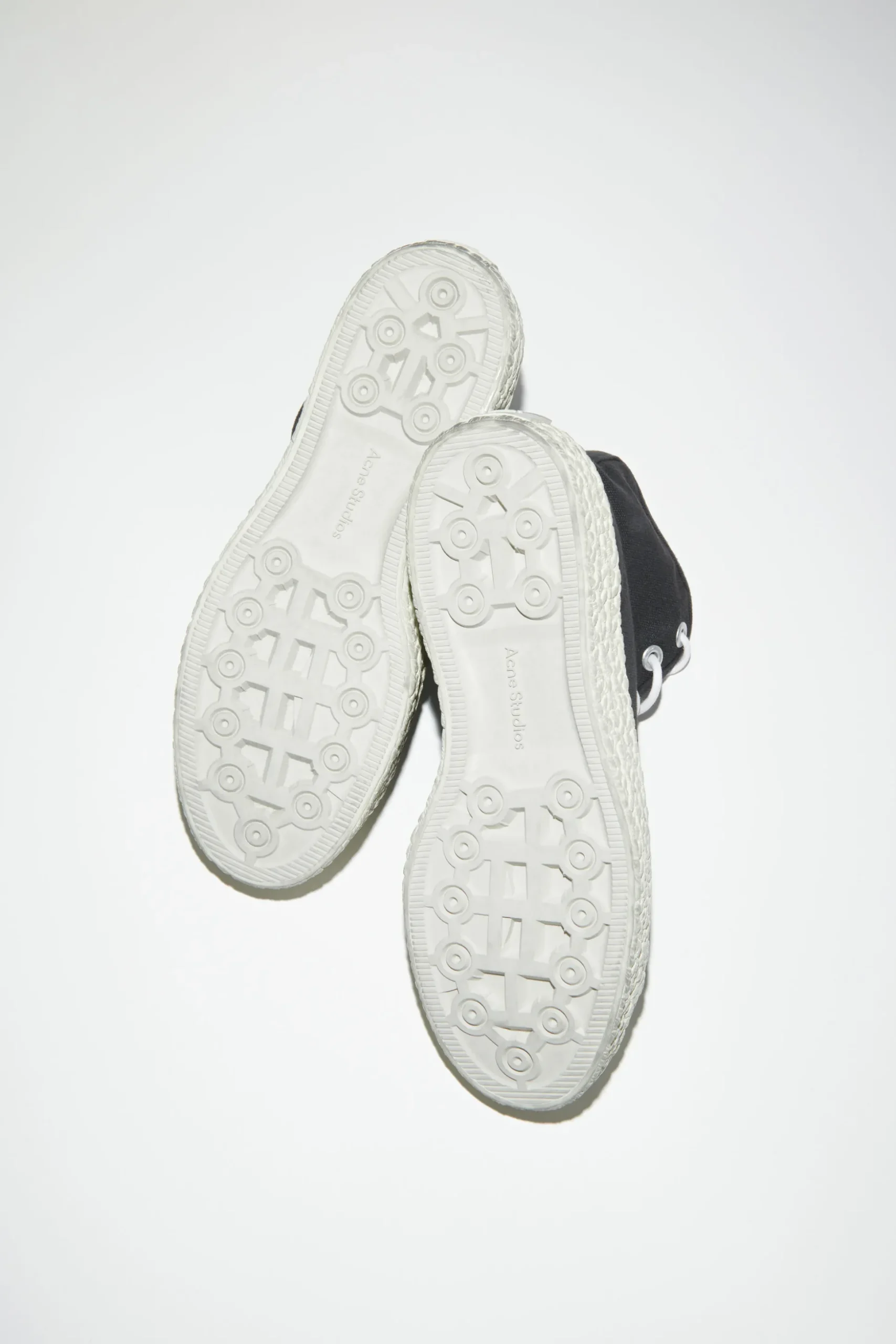 Hohe Sneakers