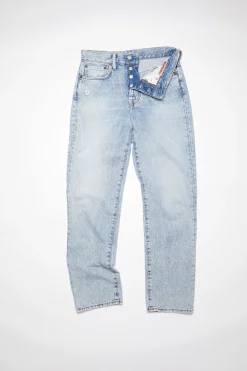 Jeans In Gerader Passform