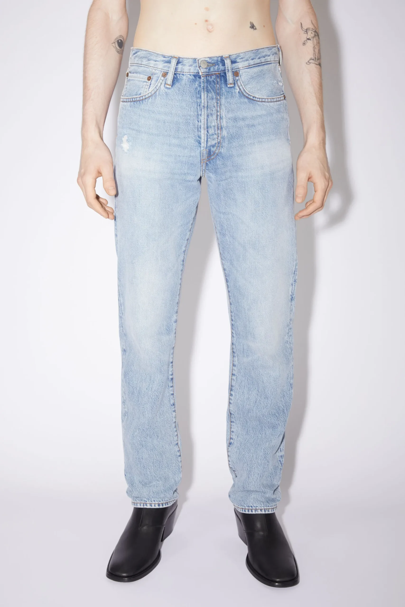 Jeans In Gerader Passform