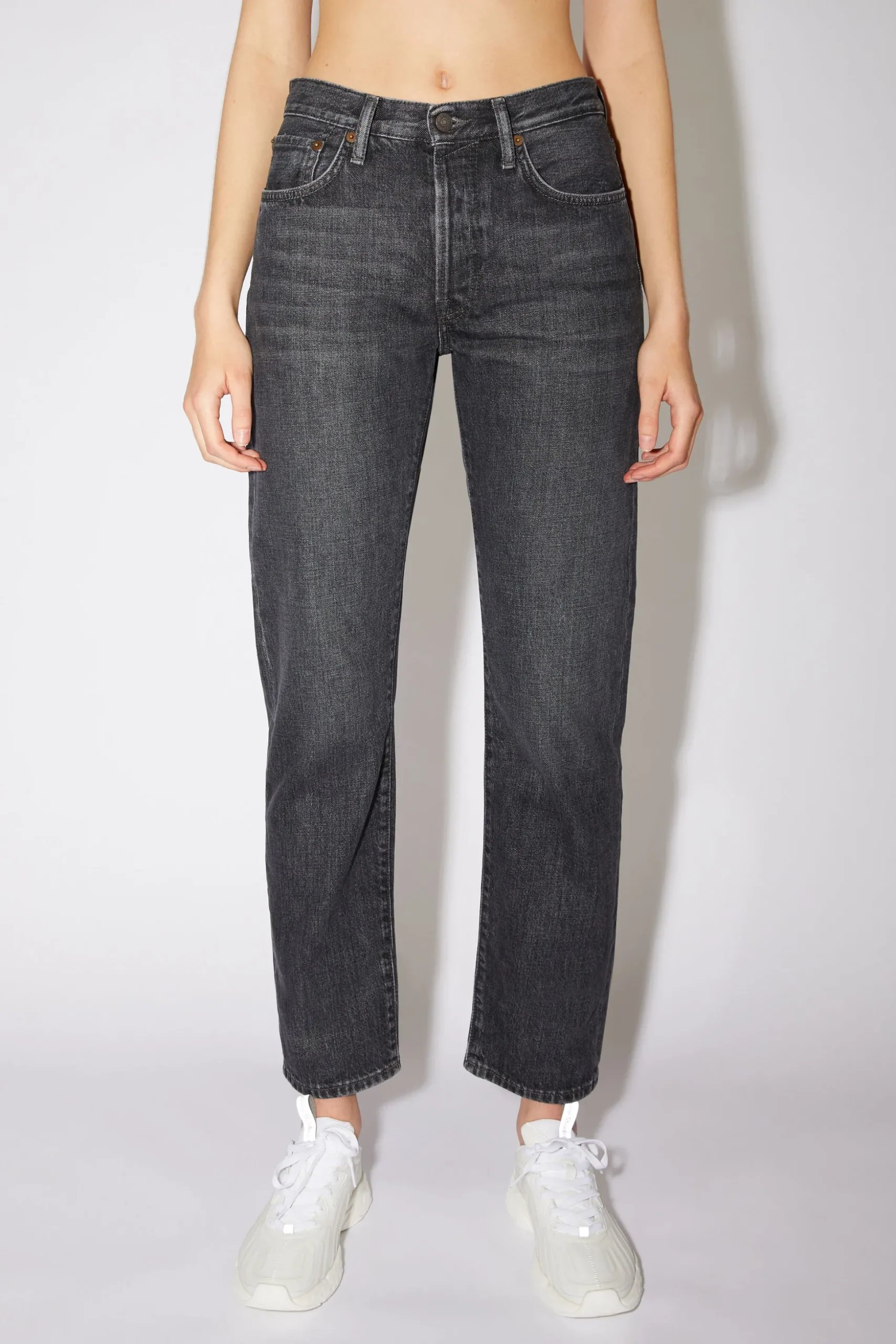 Jeans In Gerader Passform