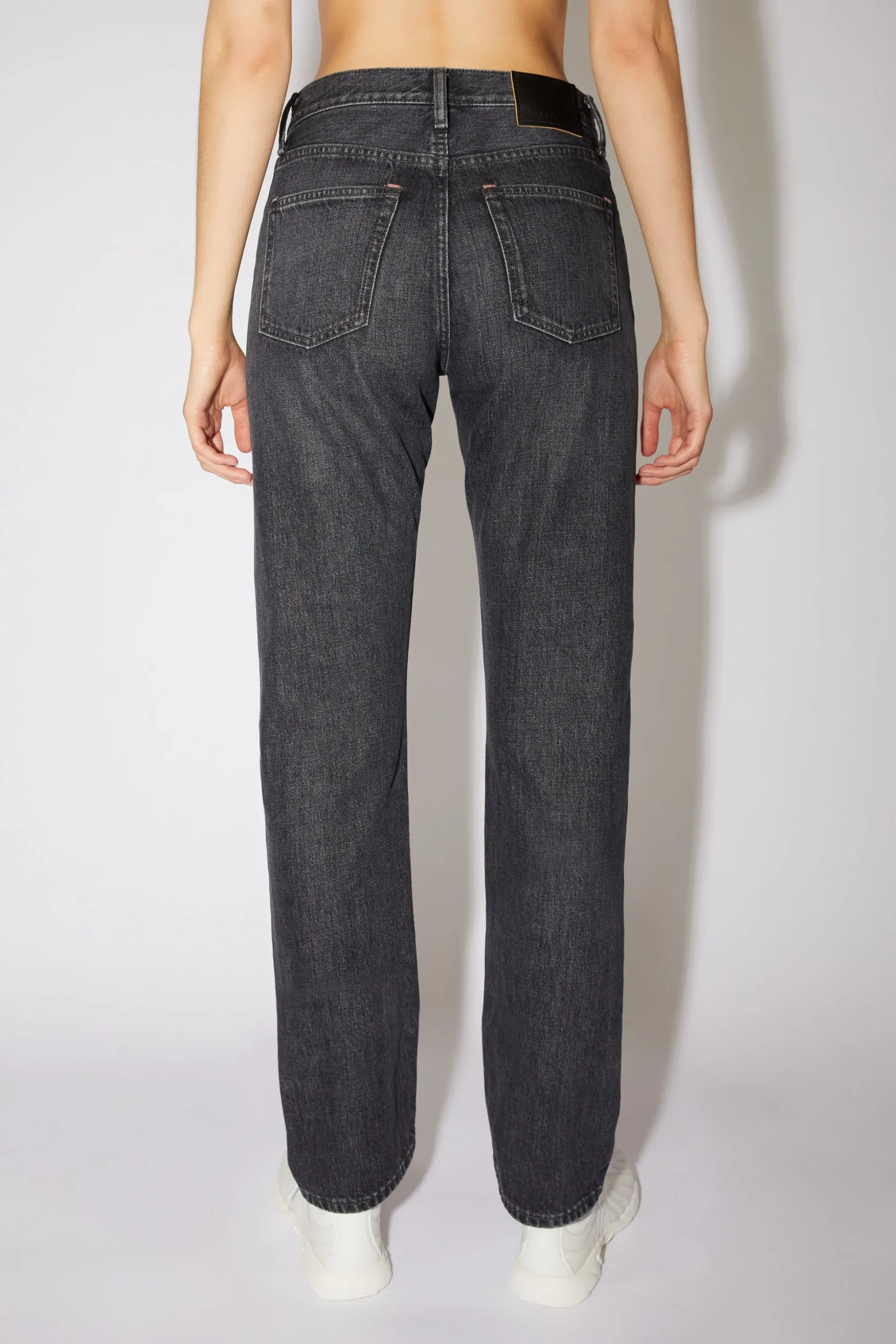 Jeans In Gerader Passform