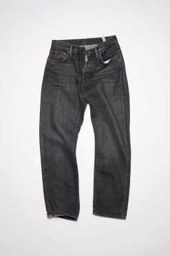 Jeans In Gerader Passform