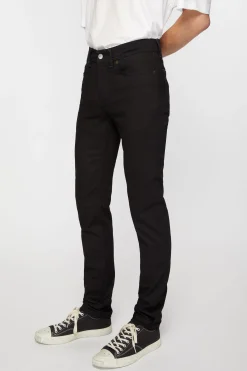Jeans Mit Enger Passform – North