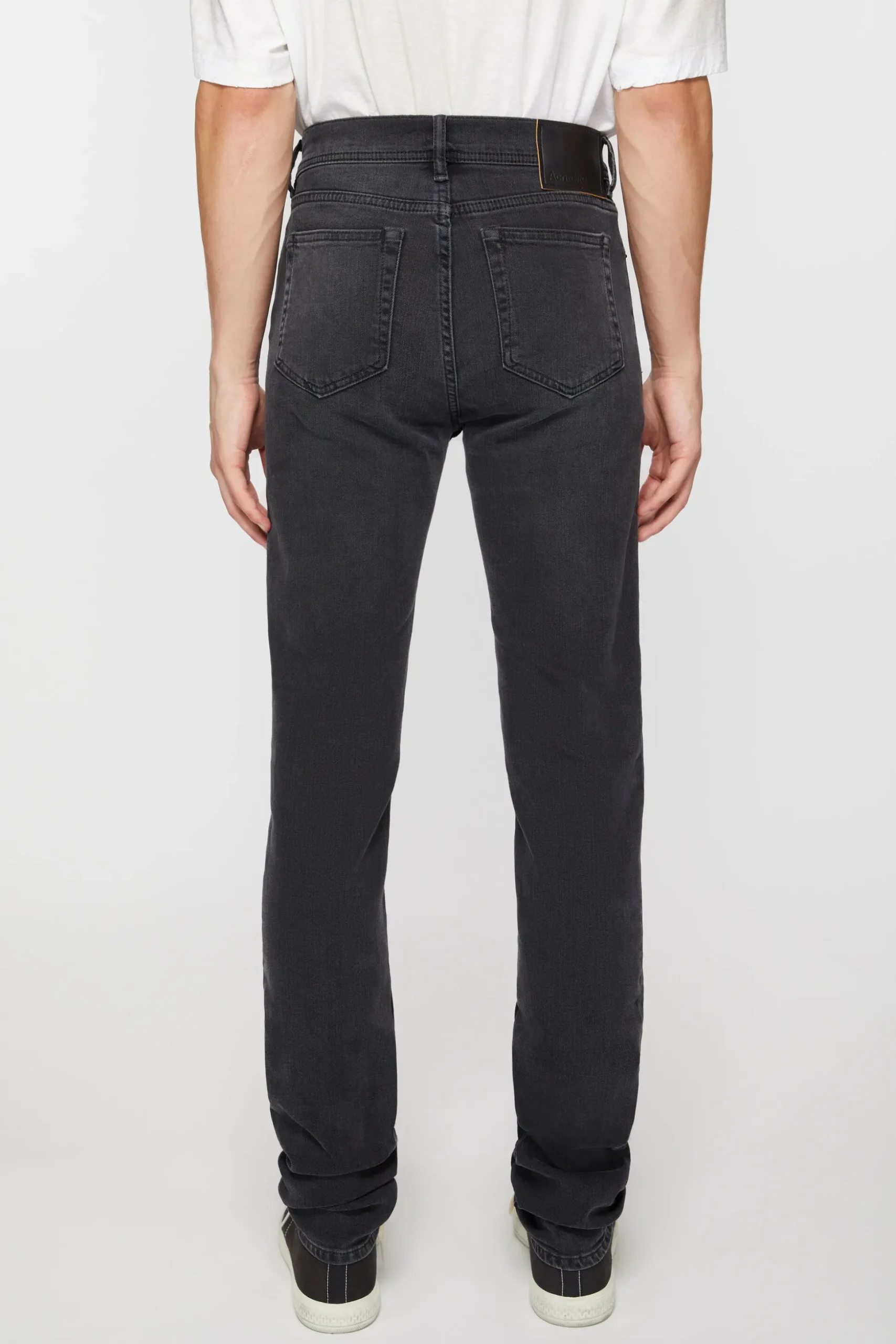 Jeans Mit Enger Passform – North