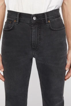Jeans Mit Enger Passform – North
