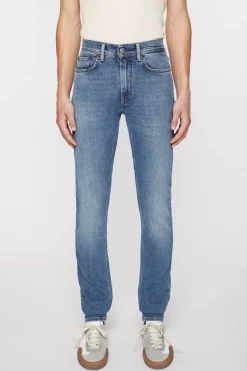 Jeans Mit Enger Passform – North