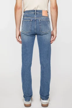 Jeans Mit Enger Passform – North