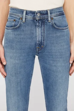 Jeans Mit Enger Passform – North
