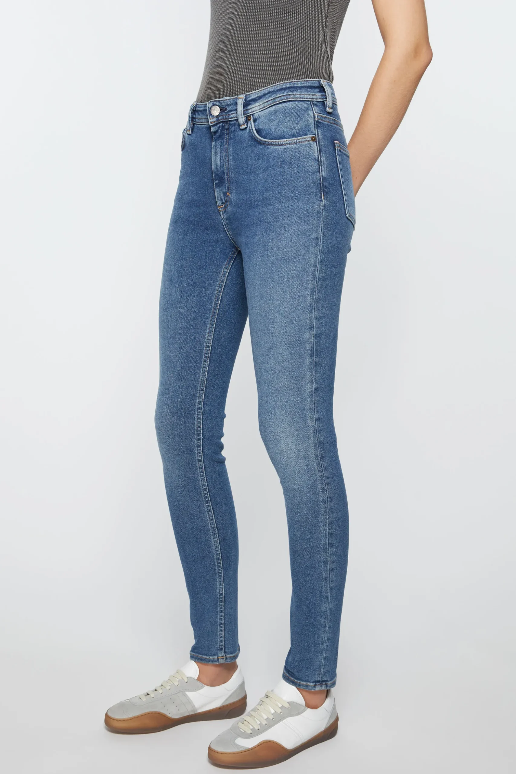 Jeans Mit Enger Passform –Peg