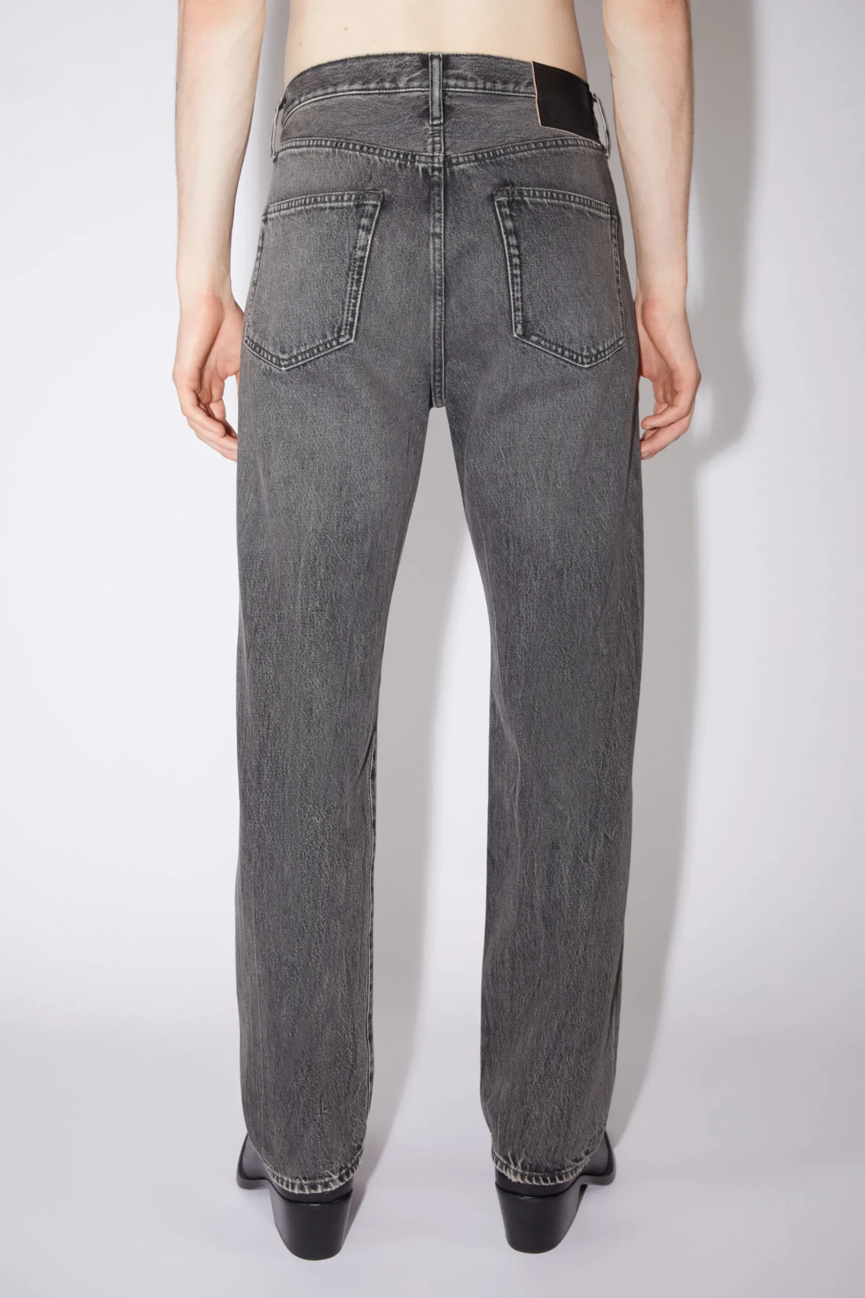 Jeans Mit Lockerer Passform