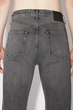 Jeans Mit Lockerer Passform