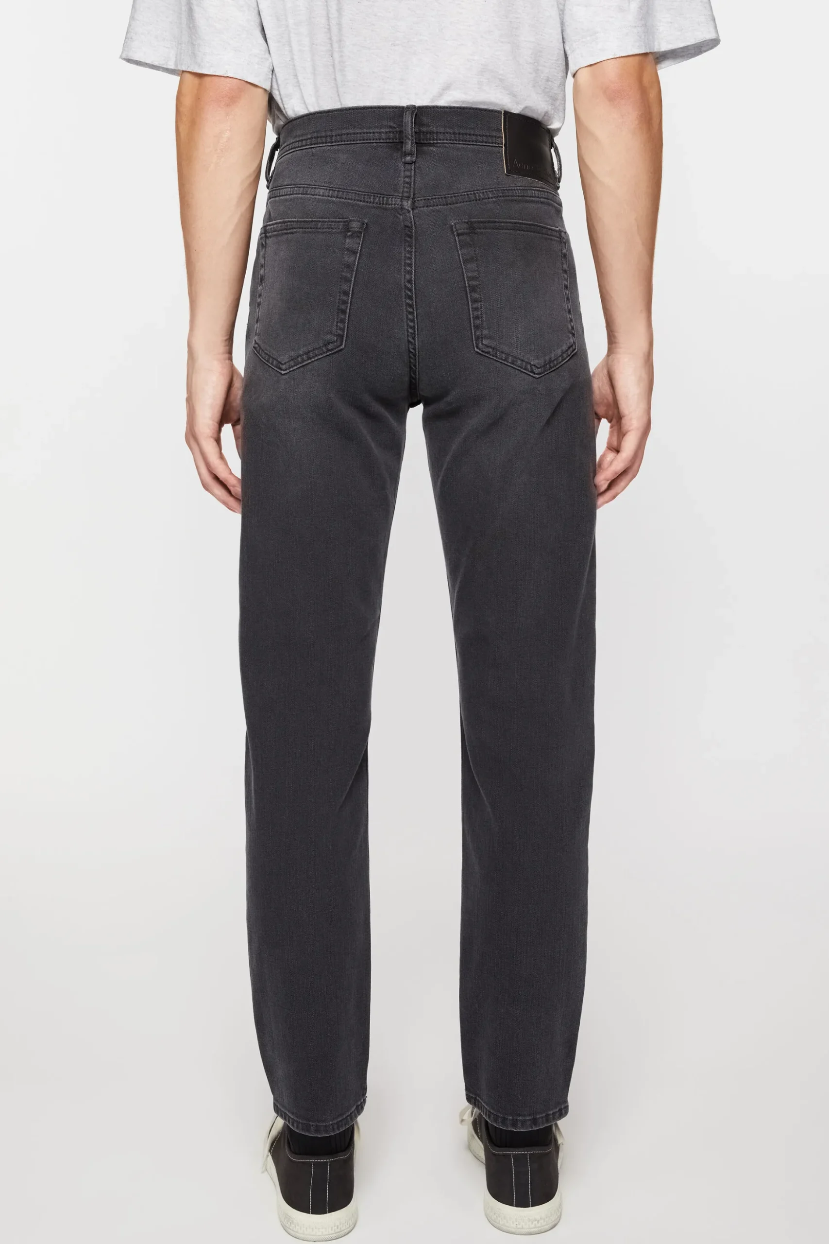 Jeans Mit Schmaler Passform – River