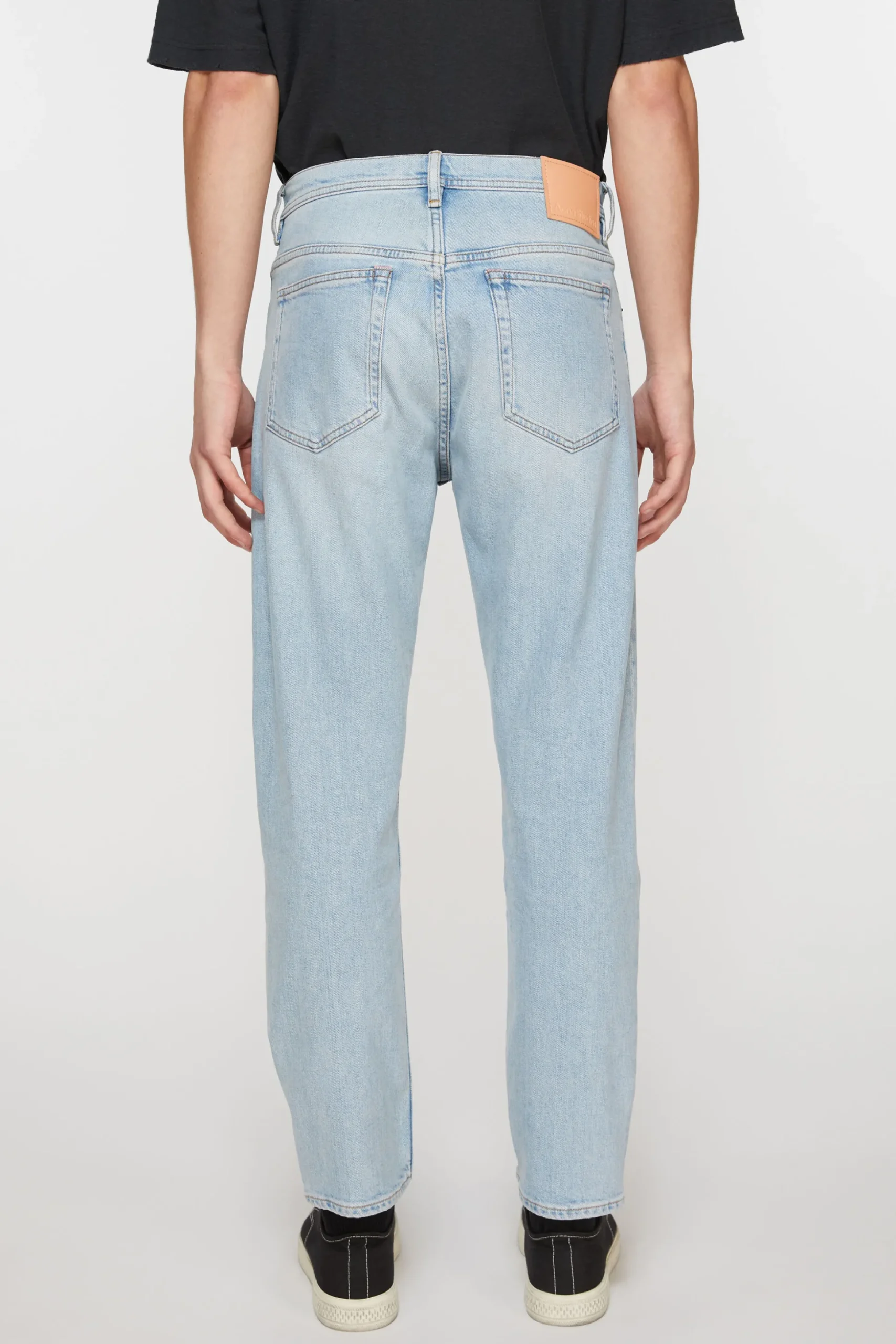Jeans Mit Schmaler Passform – River