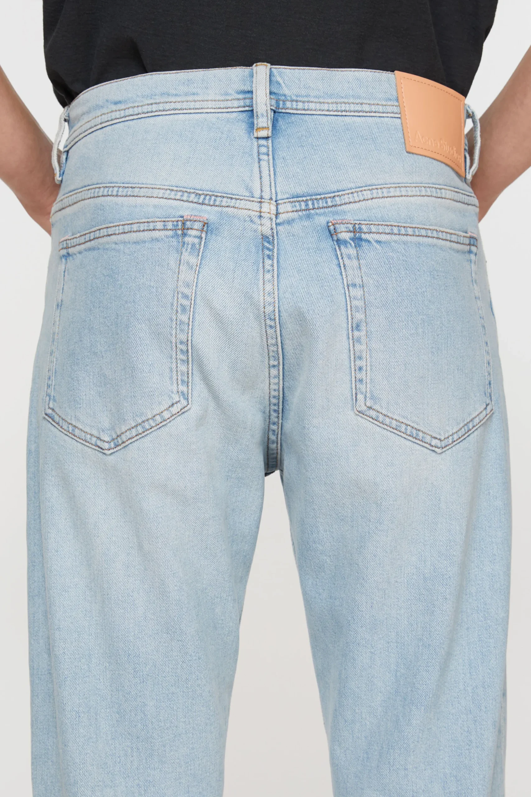 Jeans Mit Schmaler Passform – River