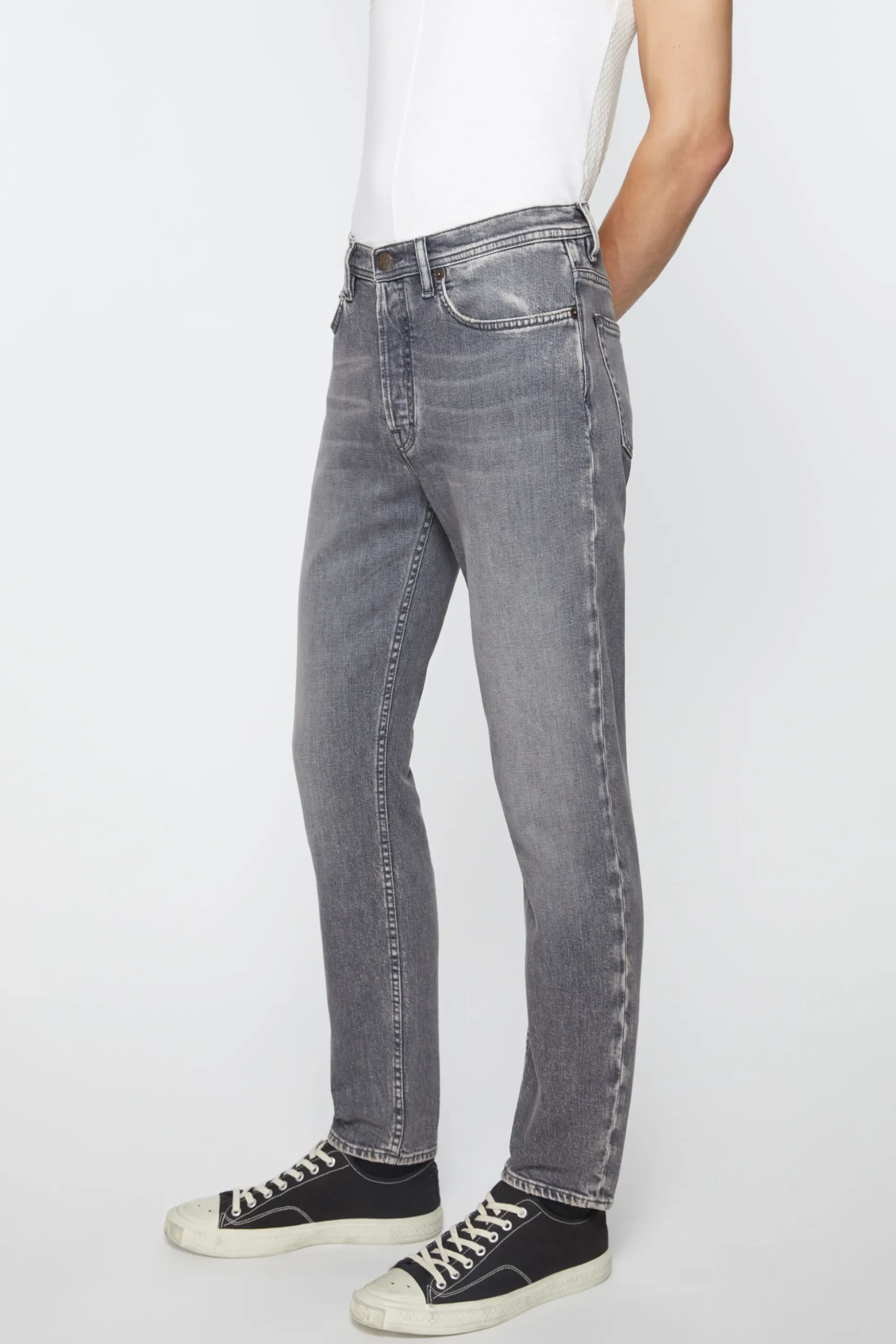 Jeans Mit Schmaler Passform – River