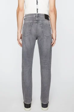 Jeans Mit Schmaler Passform – River