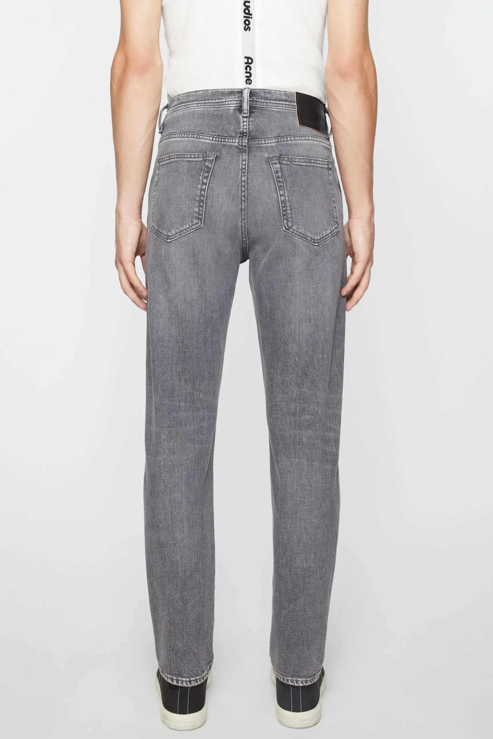 Jeans Mit Schmaler Passform – River
