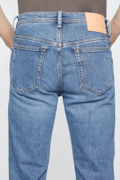 Jeans Mit Schmaler Passform – River