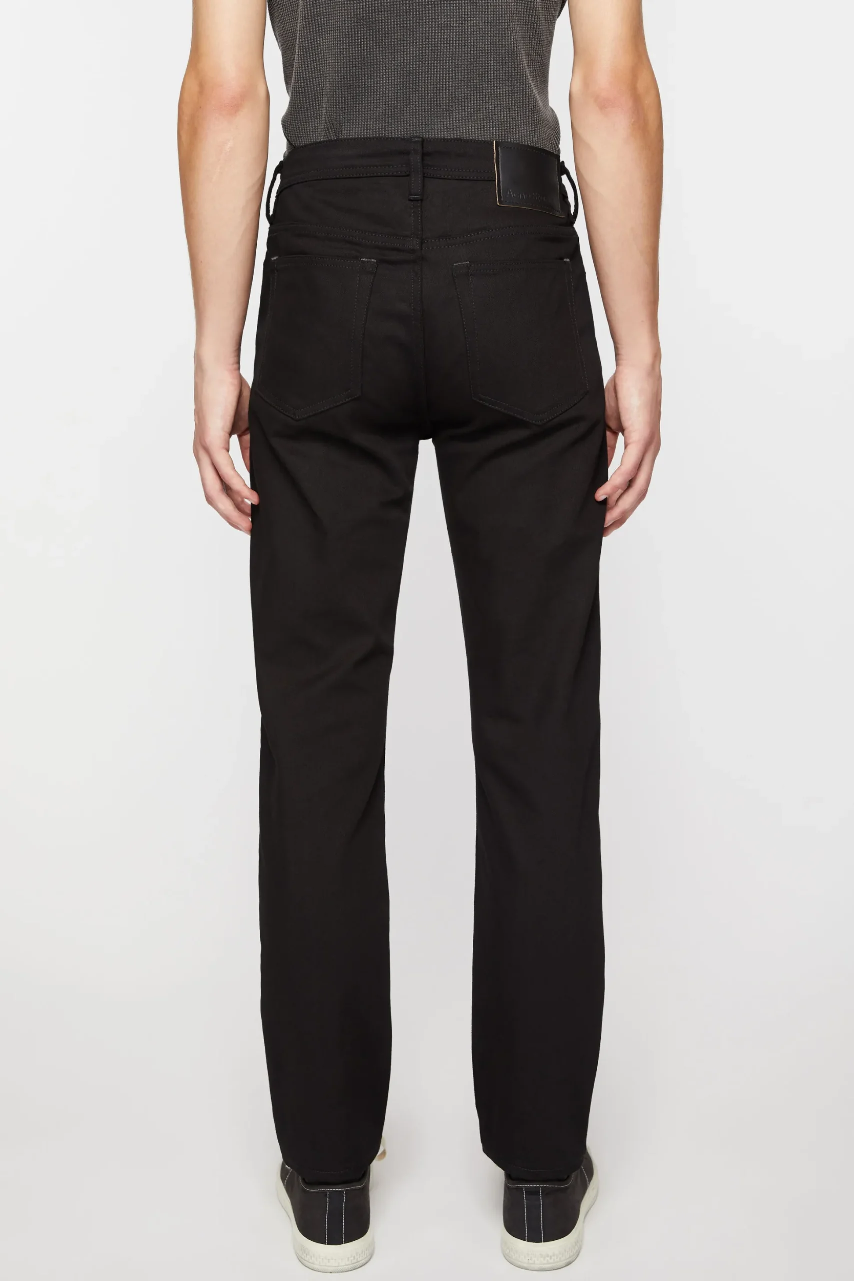 Jeans Mit Schmaler Passform – River