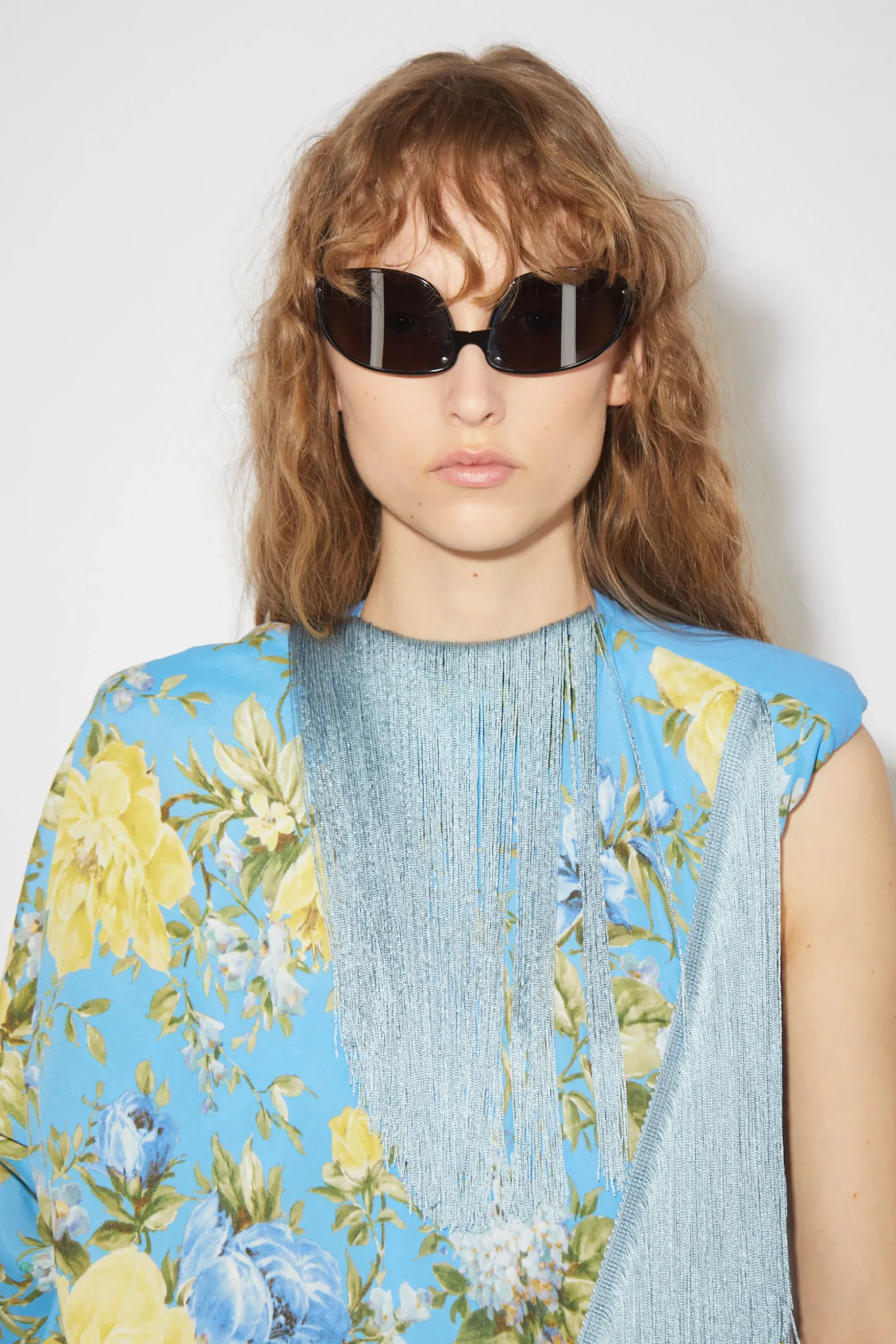 Kleid Mit Blumenprint Und Fransen