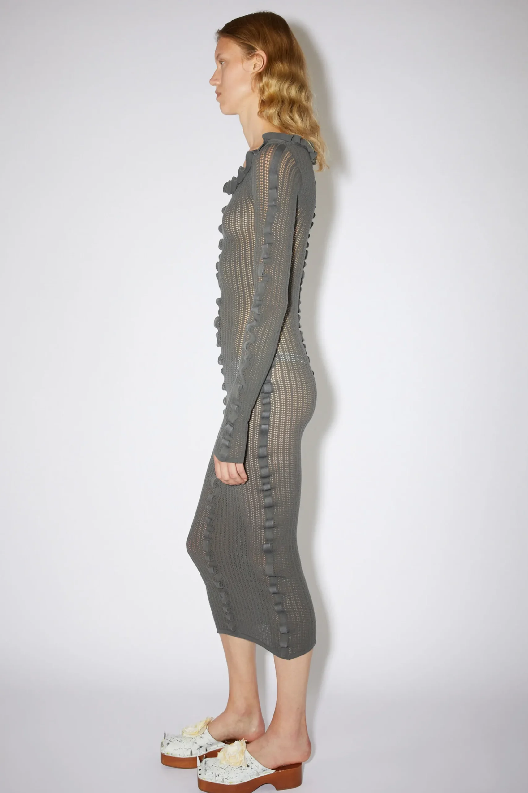 Langarmliges Kleid