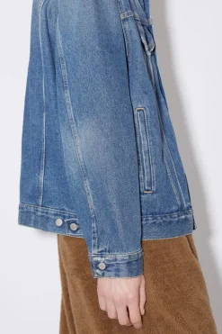 Lockere Denimjacke